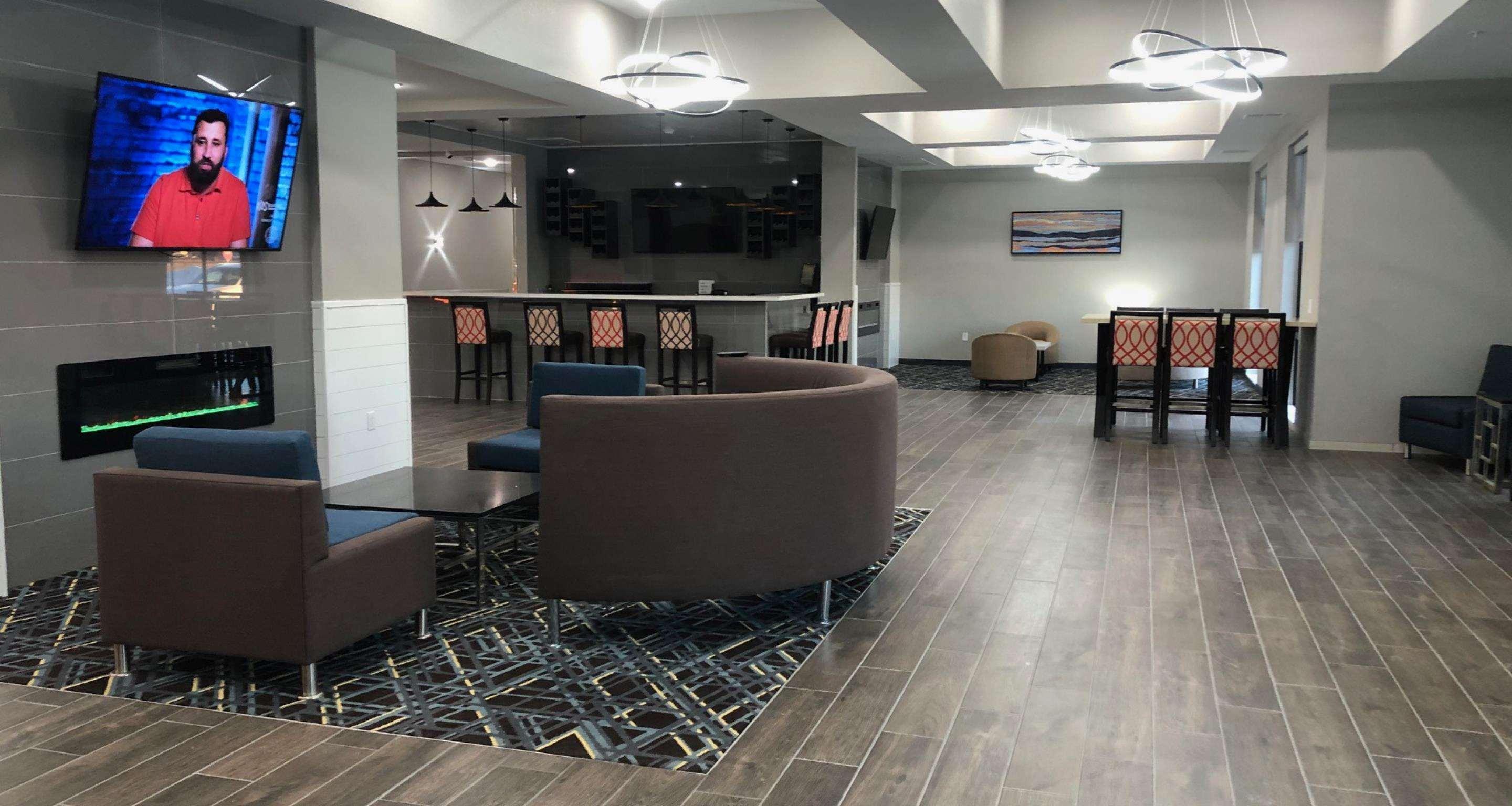 La Quinta Inn & Suites By Wyndham Coralville Iowa City Exteriör bild
