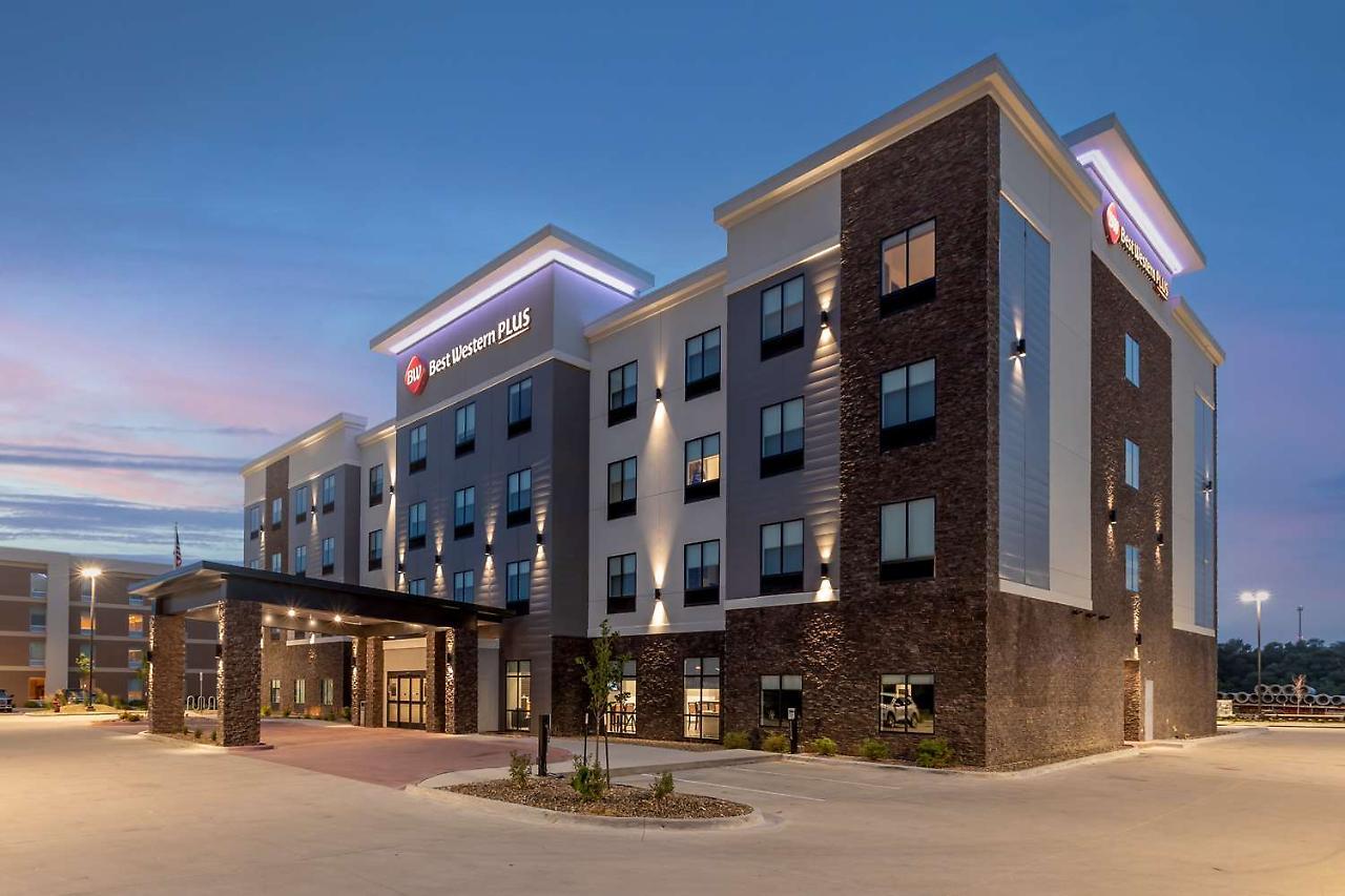 La Quinta Inn & Suites By Wyndham Coralville Iowa City Exteriör bild